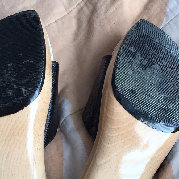 Finaaal RARE ! Gone tomorrow! SALE 🌟⚡️Phyllis Poland wood leather slide! - Picture 7 of 8